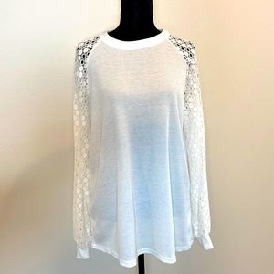 White Top Size XL Ladies